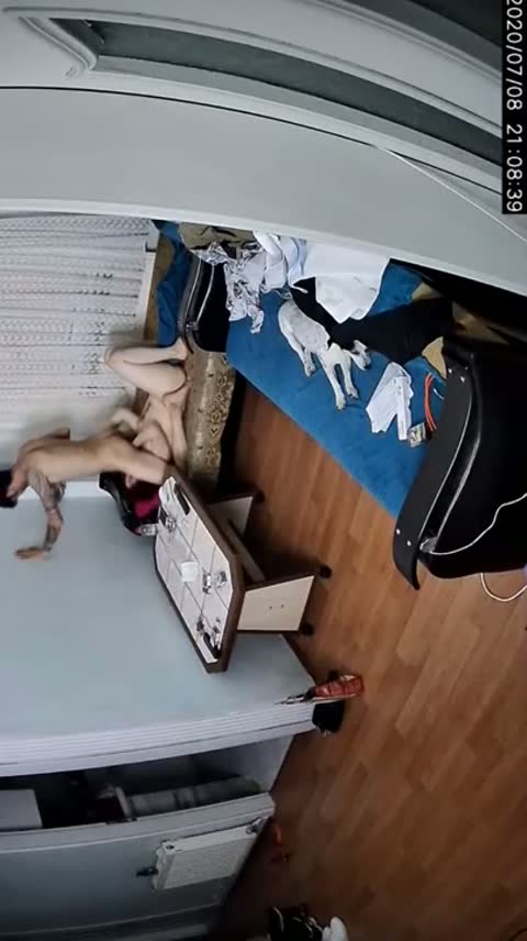 Kızıl saçlı genç kız ve sevgilisi 2 Part 1