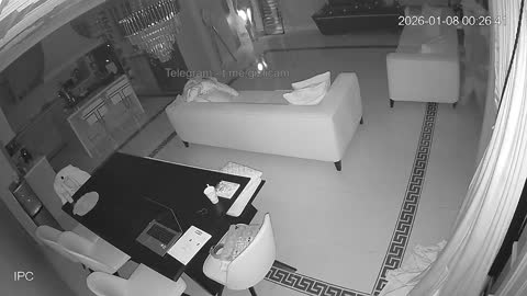 Sarışın MILF evde -5 Part 1