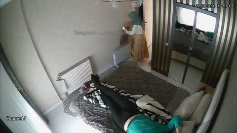 Türbanlı çift ayna karşısında 6 Part 1