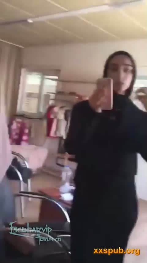 Türbanlı modellik peşinde