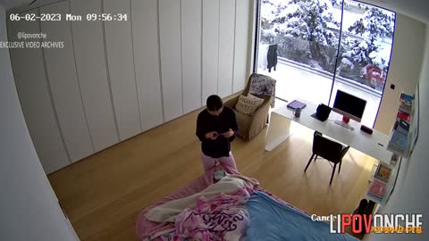 Zengin ailenin seksi kızı (yastık ve çamaşırlık açıklayıcı) 4